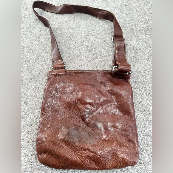 ROOTS Vintage Leather Cross Body Bag - Picture 2 of 3
